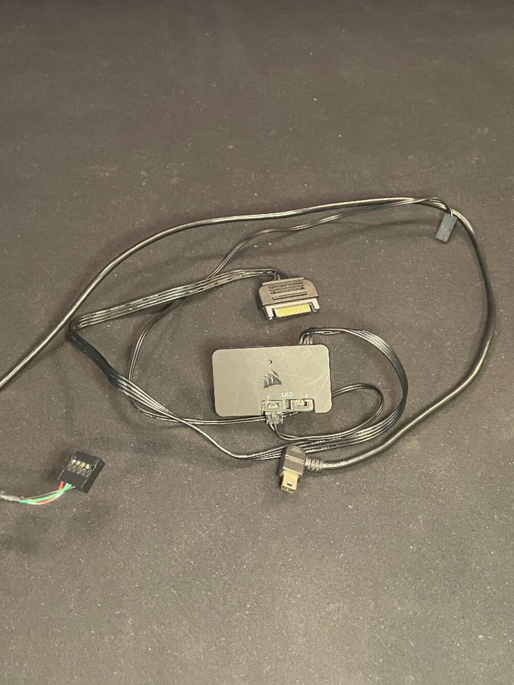 Corsair RGB Lighting Controller Hub with Cables cl-9011109-WW